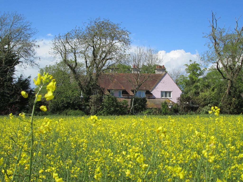 Crossways House Bed And Breakfast East Cowes Exterior photo